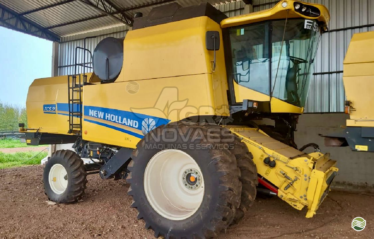 COLHEITADEIRA NEW HOLLAND TC 5.90 Agro Novaes Máquinas Agrícolas FERNANDOPOLIS SÃO PAULO SP